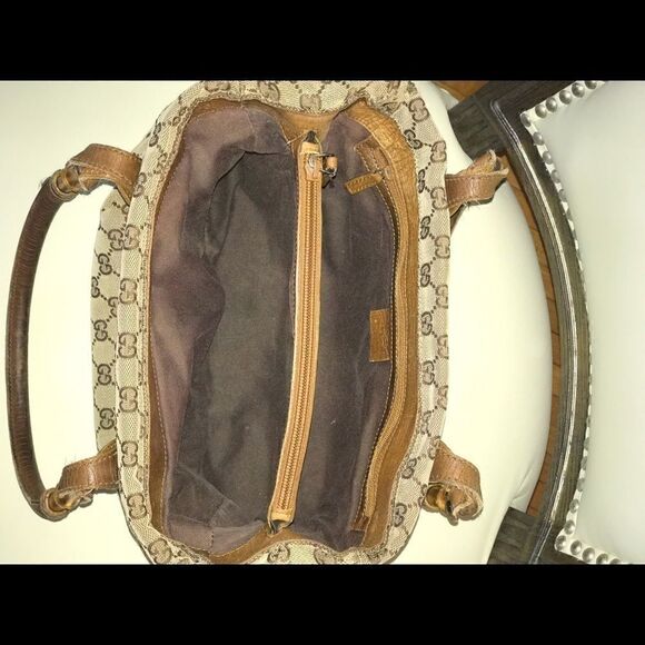 Gucci tote with bamboo handles - Picture 8 of 16